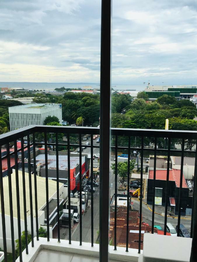 Cityscape Residences 1102 Bacolod Buitenkant foto